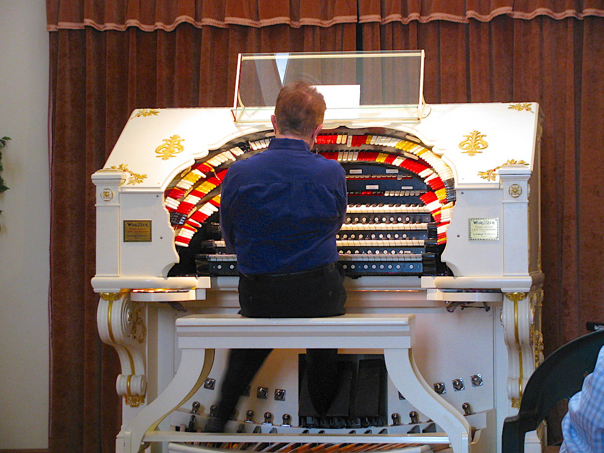 Wurlitzer Console